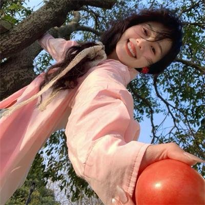 亲爱的小美人鱼 封面