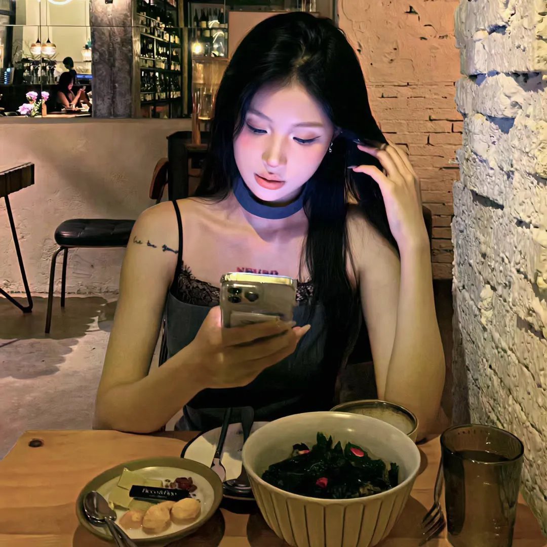 八零家属院来了个异域大美人